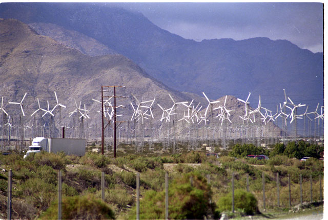 USA T04-19 Eolienne